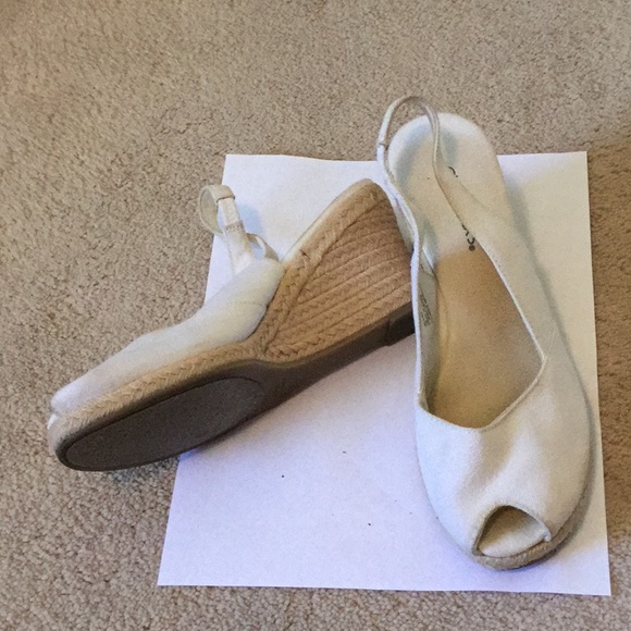 Espadrilles - Picture 1 of 4
